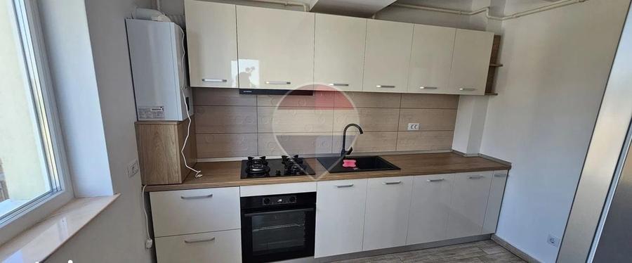 Apartament cu 3 camere decomandat, mobilat în Copou