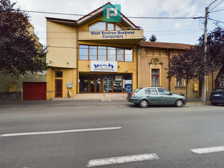 Spațiu comercial, de 401 mp, în Central