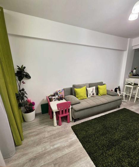 Apartament cu 2 camere decomandat în Năvodari Tabără