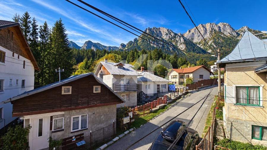 De vânzare pensiune turistică în Bușteni cu 8 camere | 700 m de Pârtia Kalinderu