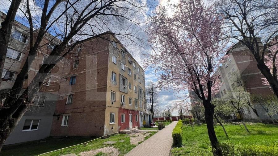 Garsonieră nedecomandată, mobilată în Aiud