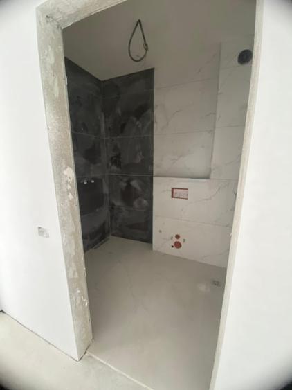 Apartament cu 3 camere semidecomandat în Apahida