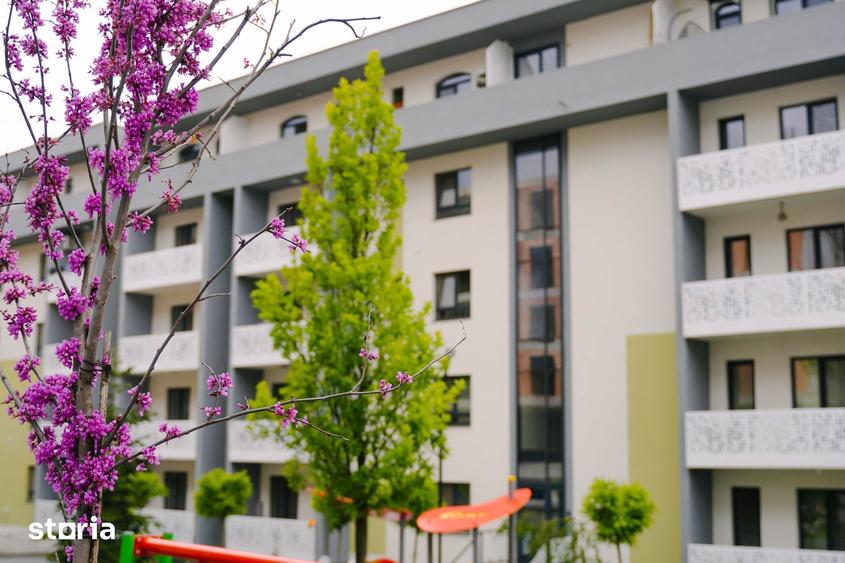 Spațiu comercial, de 52 mp, în Rediu