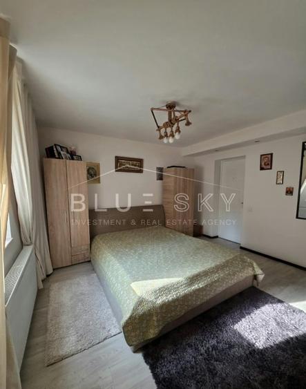 Apartament cu 3 camere decomandat, mobilat în Kamsas