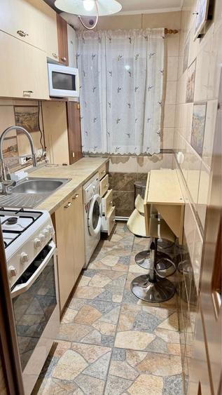 Apartament cu 3 camere nedecomandat în Central