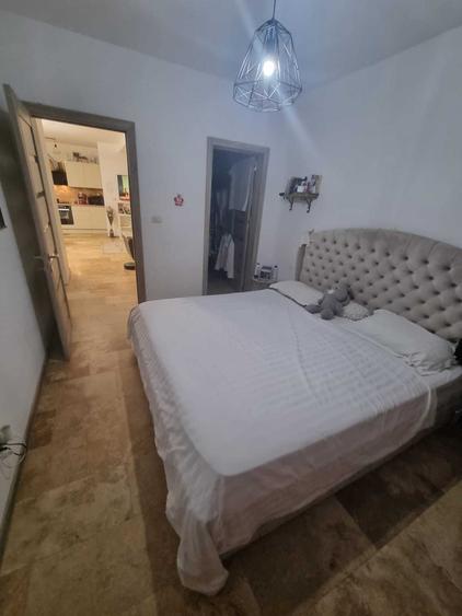 Apartament cu 2 camere decomandat în Girocului