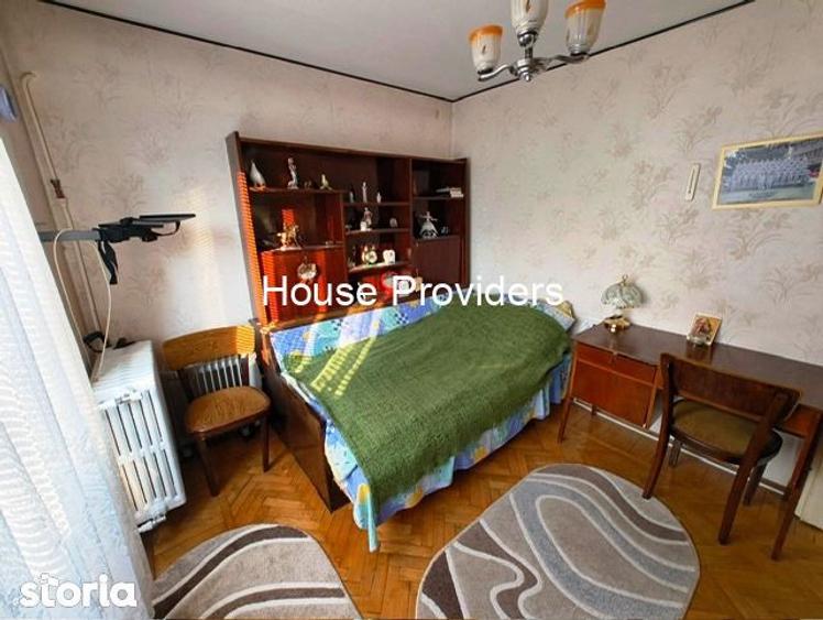 Apartament cu 3 camere semidecomandat în Titan — fotografia 1