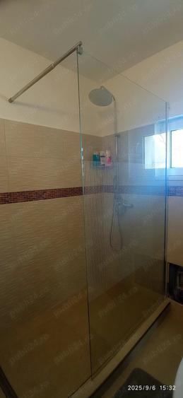 Apartament cu 4 camere decomandat în Sânmartin