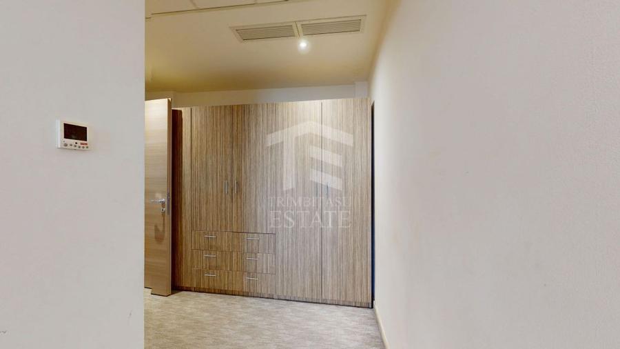 Apartament cu 2 camere decomandat, mobilat în Văcăresti