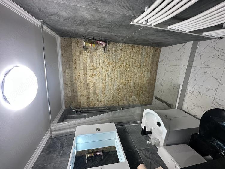 Apartament cu 2 camere semidecomandat în Berceni