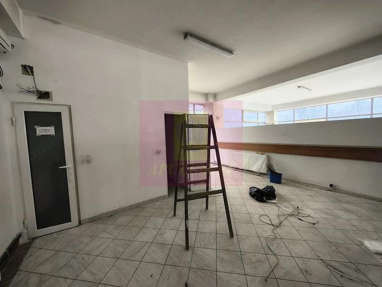 Spațiu comercial, de 238 mp, în Alexandriei