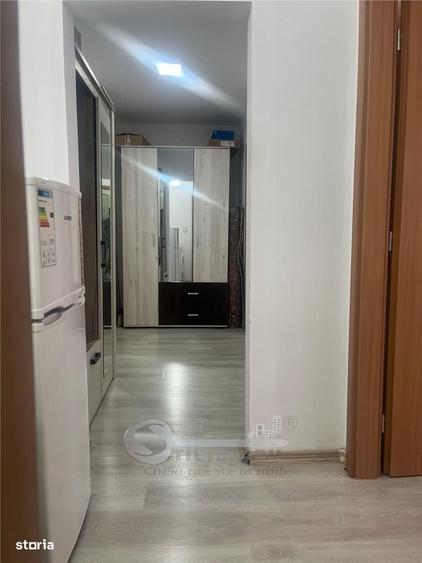 Garsonieră decomandată în Central