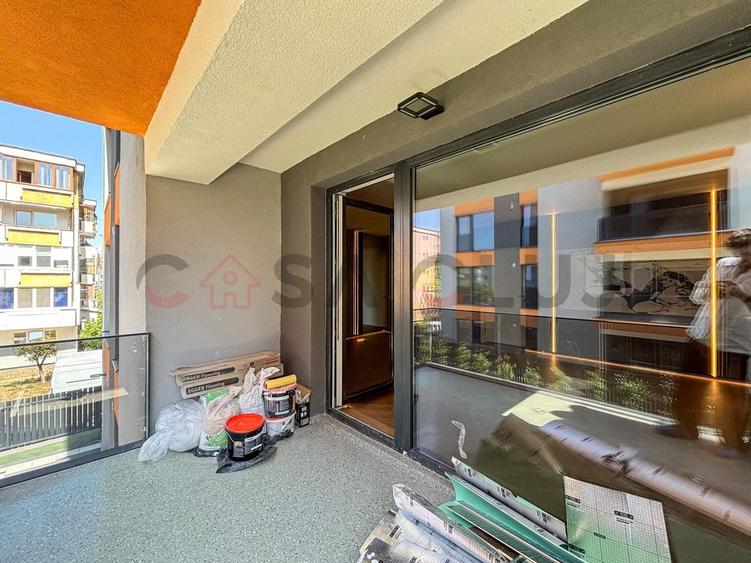 Apartament cu 2 camere semidecomandat în Mărăști
