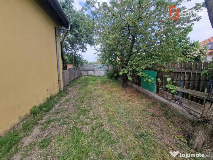 Casă cu 3 camere cu Teren 2096 Mp în Ianova
