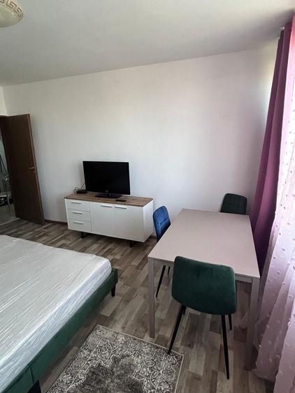 Apartament cu 2 camere decomandat în Rogerius
