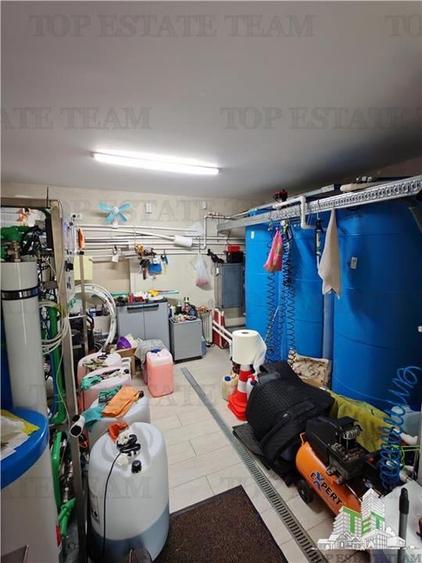 Spațiu comercial, de 329 mp, în Domnești