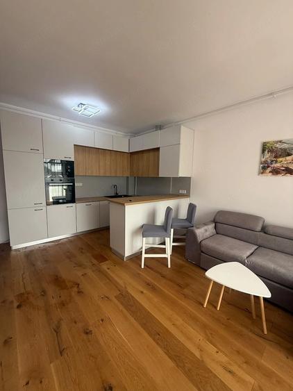 Apartament SUPERB cu 2 camere, semidecomandat, la cateva minute de Spitalul Jude?ean,PARCARE inclusa - 12