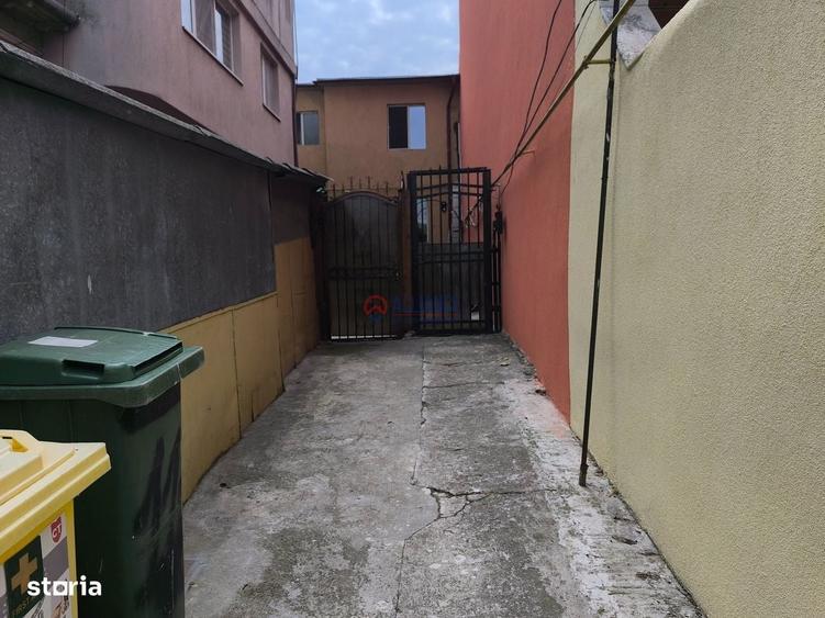 CENTRU - Casa solida cu etaj ,la pret de apartament ! - 13