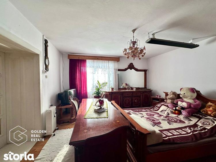 Casă cu 3 camere decomandat cu Teren 720 Mp în Șega