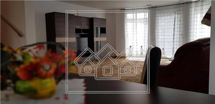 Duplex cu 4 camere cu Teren 280 Mp în Central
