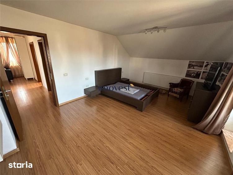 Casă cu 4 camere cu Teren 1000 Mp în Central