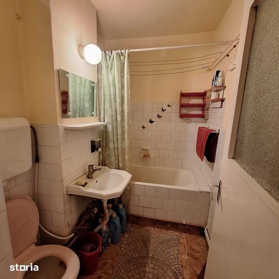 Apartament cu 2 camere semidecomandat, mobilat în Central