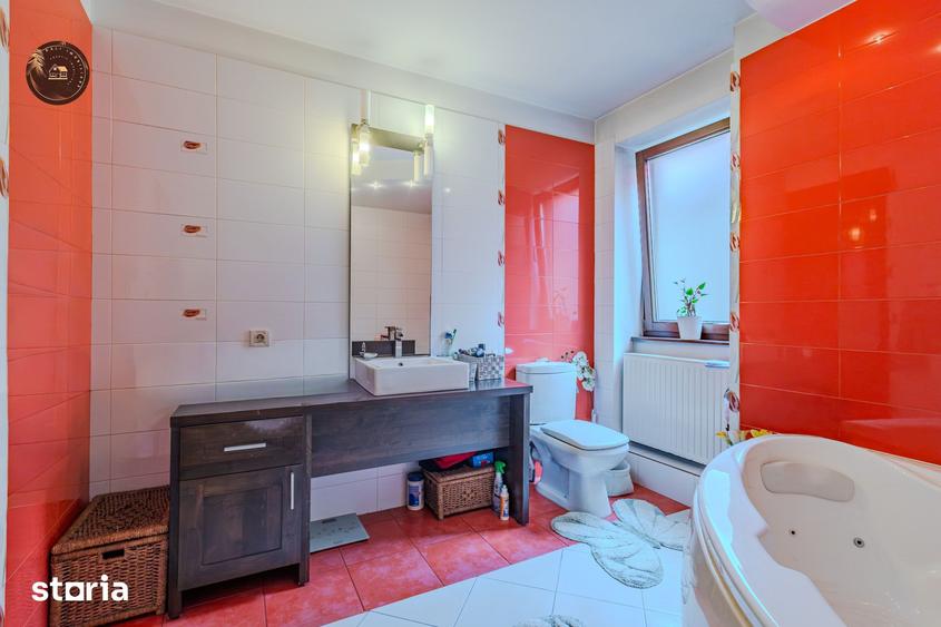 Casă cu 10 camere cu Teren 1500 Mp în Aurel Vlaicu