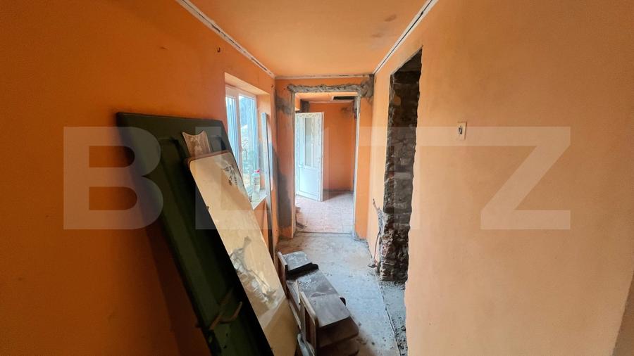 Casă individuală cu 4 camere cu Canalizare în Nord-Vest