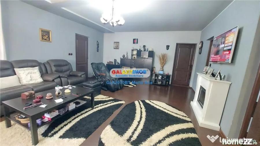 Casă cu 4 camere cu Teren 500 Mp în Central