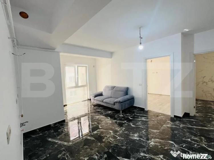 Apartament cu 4 camere semidecomandat în Rădăuți