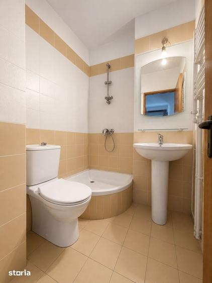 Apartament cu 4 camere, mobilat în Delfinariu