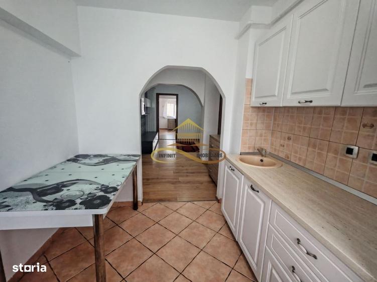 Apartament cu 3 camere în Banca Națională