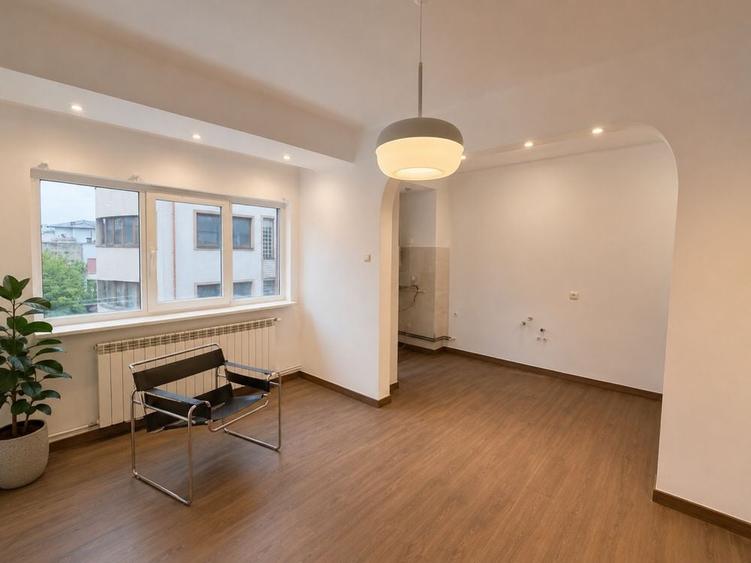 Apartament cu 2 camere semidecomandat în Eminescu