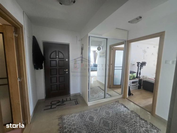 Apartament cu 3 camere în Șcheia