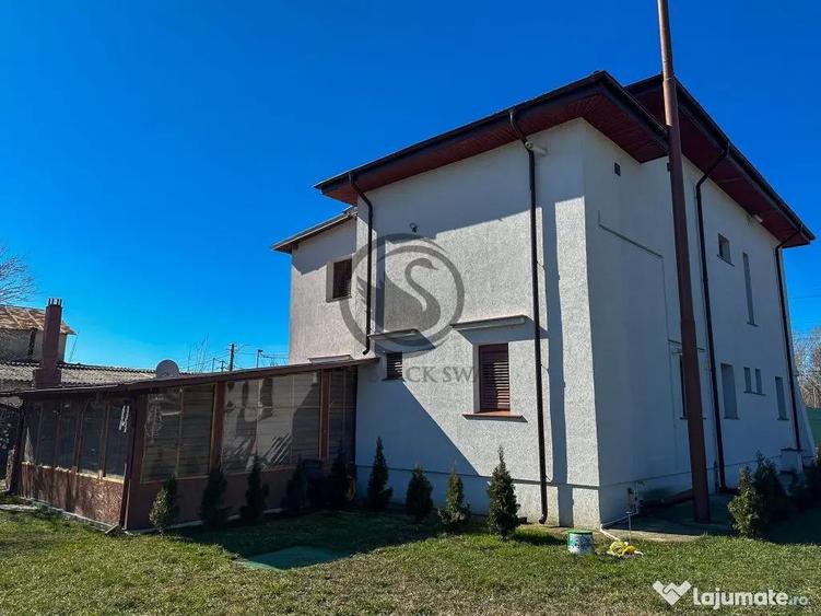 Casă cu 7 camere cu Piscina în Puchenii-Moșneni