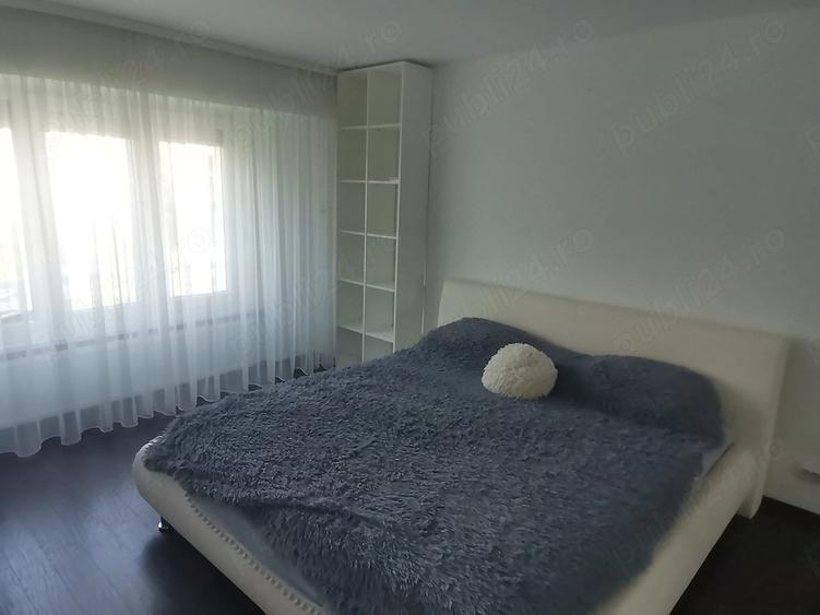 Garsonieră decomandată în Decebal