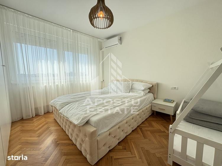 Apartament cu 3 camere decomandat în Punctele Cardinale
