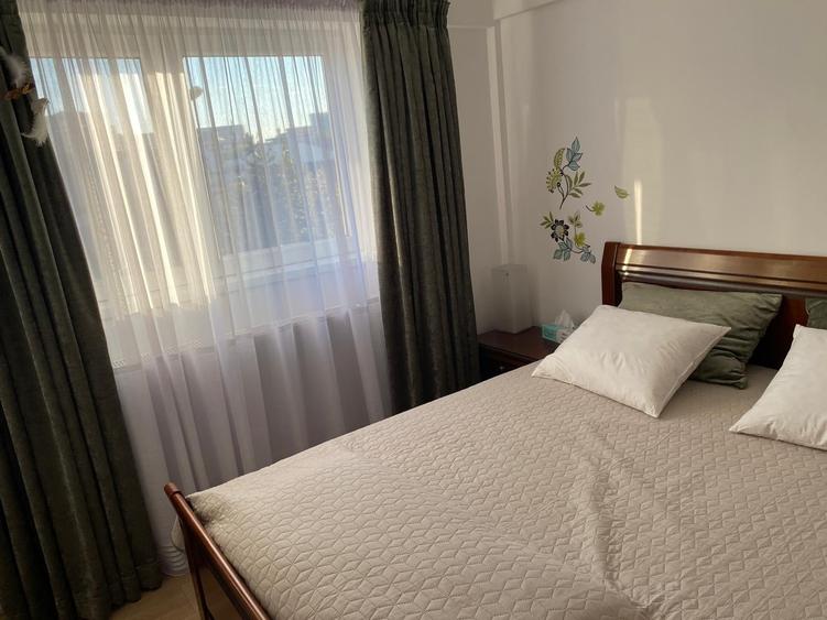 Apartament cu 3 camere semidecomandat, mobilat în Gara de Nord