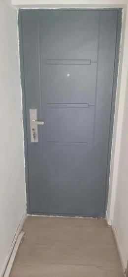 Garsonieră decomandată în Podul de Piatră