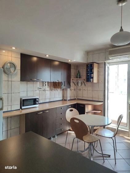 Apartament cu 2 camere decomandat în Virtuții