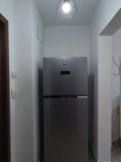 Apartament cu 3 camere nedecomandat în P-ța Alba Iulia
