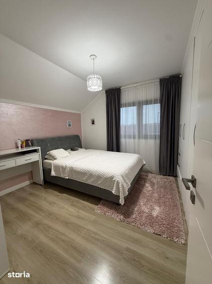 Casă cu 5 camere cu Teren 580 Mp în Central