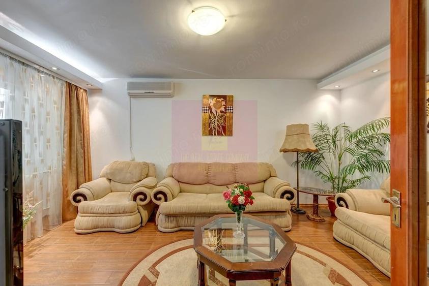 Apartament cu 2 camere decomandat în Panduri