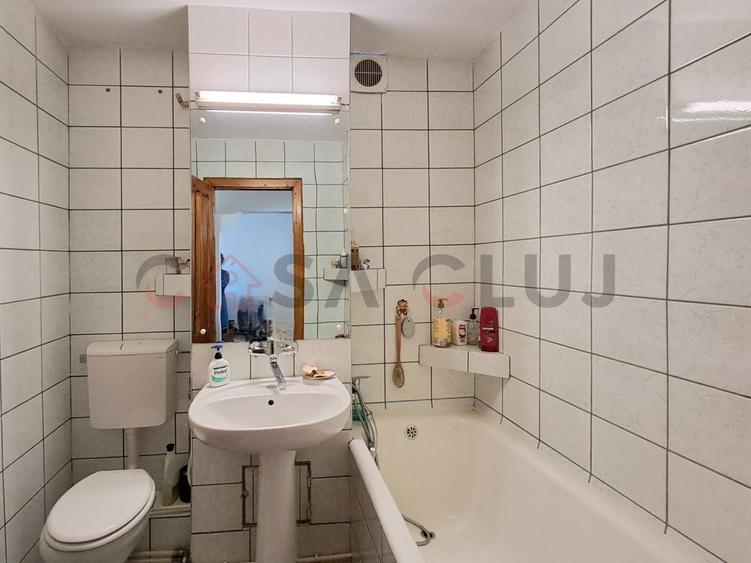 Apartament cu 4 camere decomandat, mobilat în Mănăștur