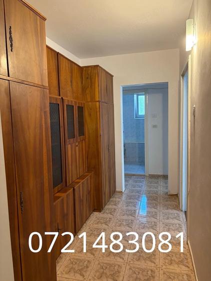 Apartament cu 3 camere decomandat în Vatra Luminoasă