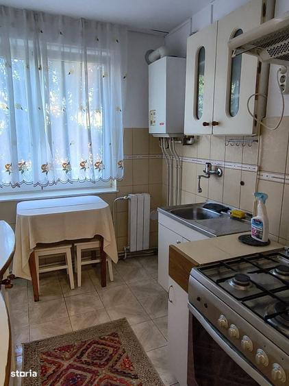 Chirie apartament 3 camere Cosbuc, zona Scoala Nicolae Iorga - 7