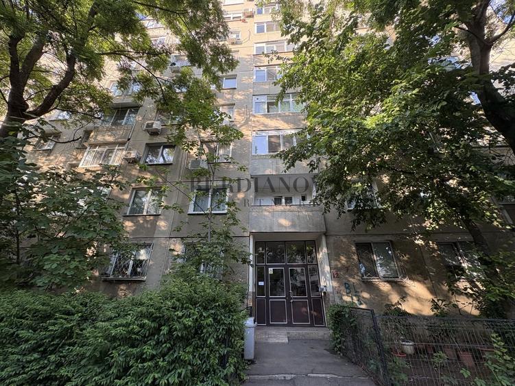 Apartament cu 3 camere - Centrală proprie - Metrou Apărătorii Patriei - 17