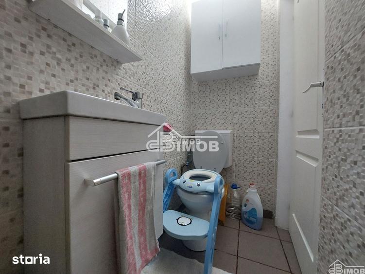 Casă cu 4 camere cu Teren 185 Mp în Ulmi