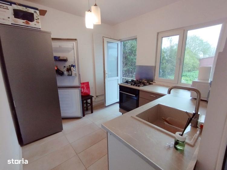 Casă cu 3 camere cu Teren 700 Mp în Corbu