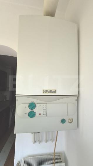 Apartament cu 2 camere decomandat, mobilat în Tractorul
